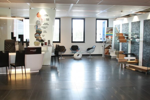 new-living-center-img_1015.jpg