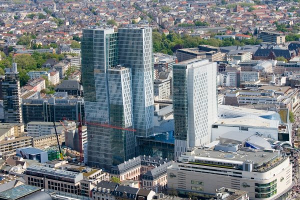 halfen-frankfurt_am_main-zeil-palais_quartier-ansicht_vom_maintower.jpg