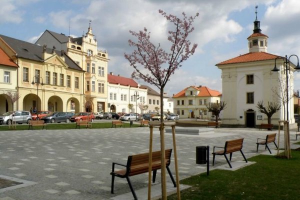 jsp-consult-bakov-namesti-hus.2_f.jpg