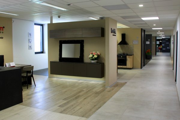 new-living-center-proceram-interiery-2.jpg