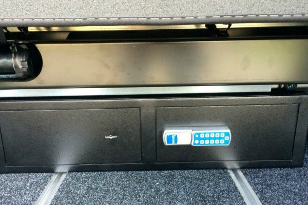 metal-safe-img_1391.jpg