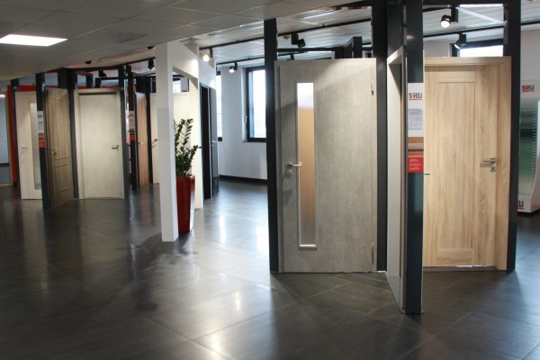 new-living-center-img_0956.jpg
