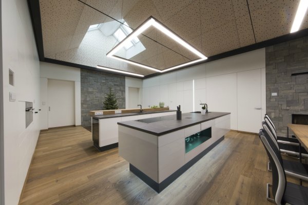 new_living_center_012.jpg